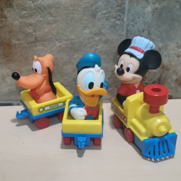 Vintage Disney Mickey Mouse Train with Donald Duck Pluto Wind Up - Picture 1 of 12